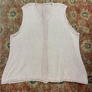 Sleeveless V-Neck Knit Top in Light Pink